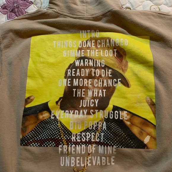 BIGGIE HOODIE 💜 - Picture 3 of 3